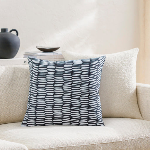 milwaukee accent pillow white black MWK002-1818D